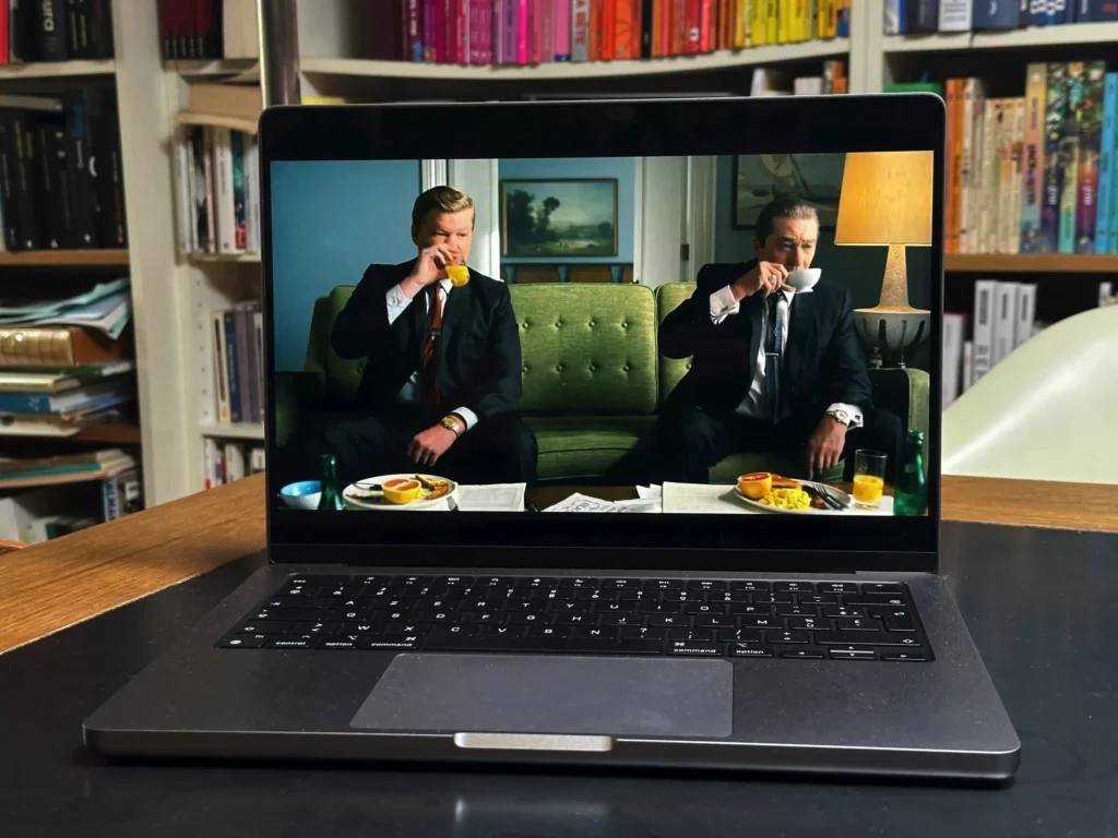 IPTV Player auf einem MacBook in der Übersicht